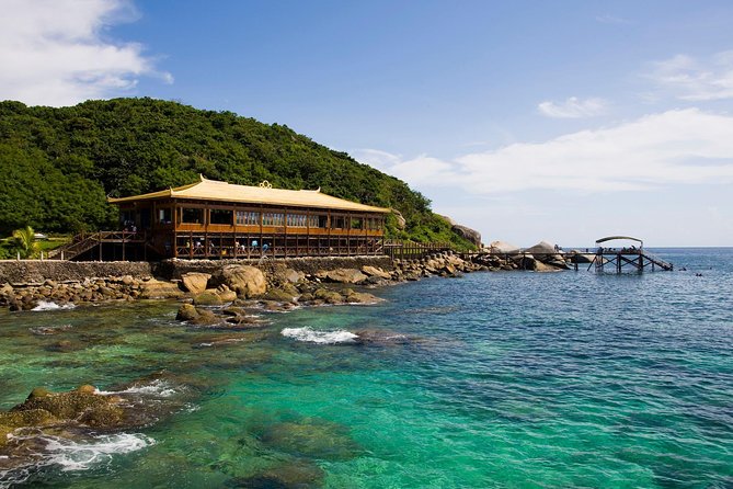 One Day Private Tour of Wuzhizhou Islet and Nantian Hot Spring - Pickup Information