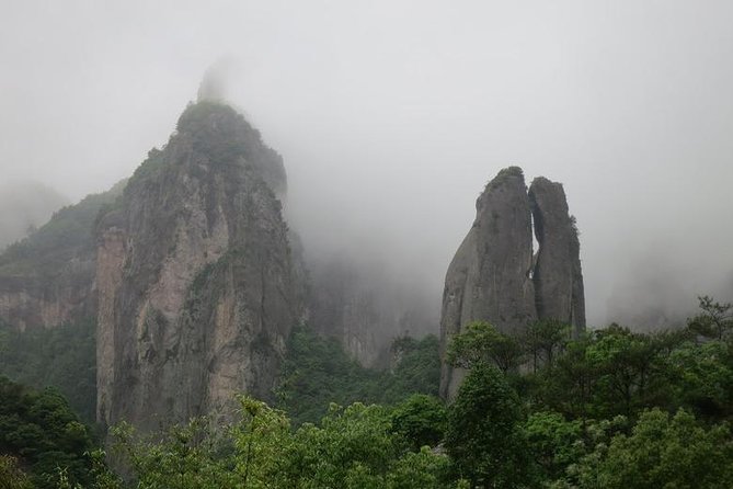 One Day Private Tour to Wenzhou Yandang Mountain World Geopark With Lunch - Exploring Yandang Mountain