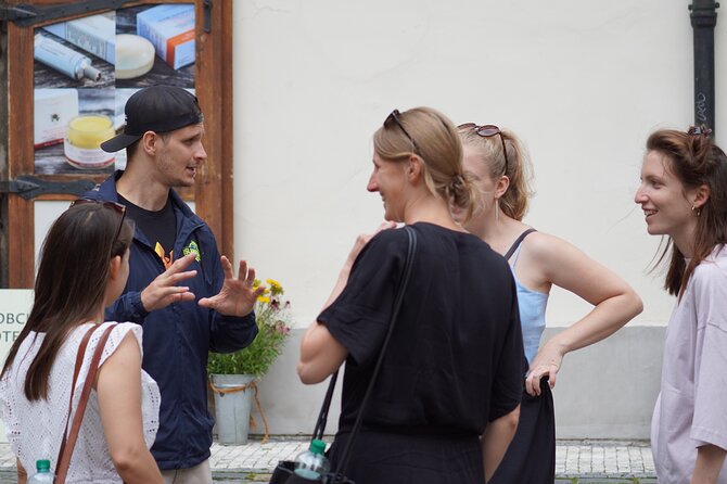 One Day See-It-All Prague Tour & River Boat Cruise With Pragueway - Meeting Point and Directions