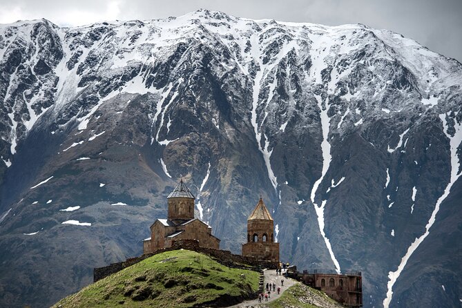 One Day Tour in Kazbegi Mountains - Schedule