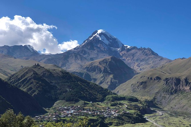 One-day Tour to Ananuri, Gudauri, and Kazbegi From Tbilisi - Ananuri Fortified Castle Ensemble