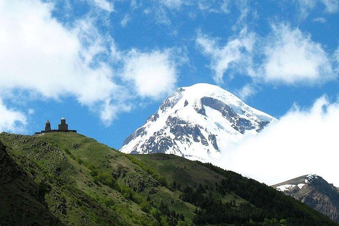 One-day Tour to Ananuri, Gudauri, and Kazbegi From Tbilisi - Exploring Kazbegi and Gergeti Church