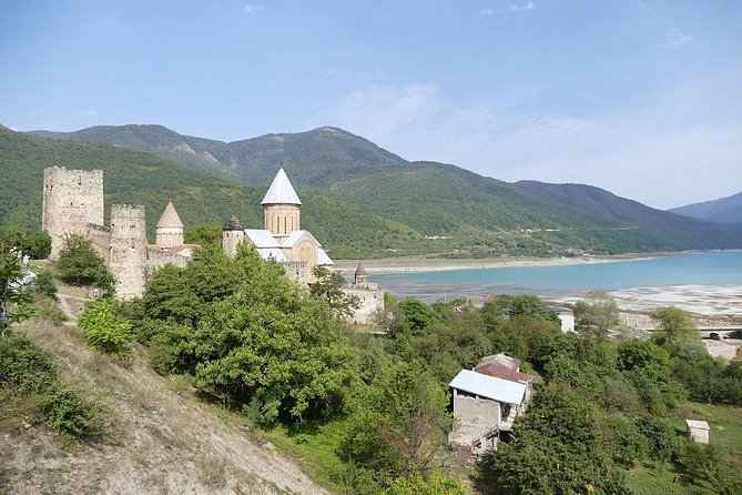 One Day Tour to Kazbegi - Meeting and Pickup