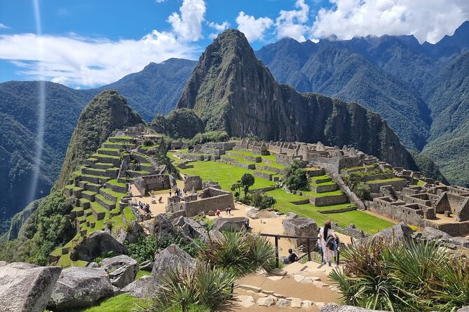 One Day Tour to Machu Picchu Private Service - Guided Exploration
