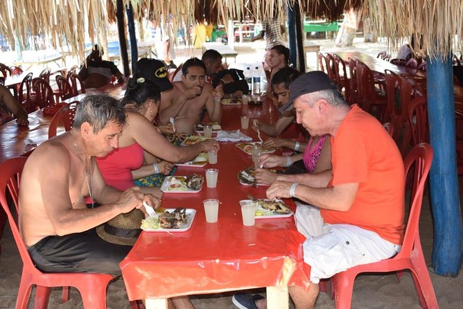 One-Day Tour to Playa Blanca by Land Popular Sector - Comparison to Alternatives