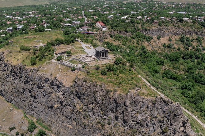 One-Day Trip to Garni and Geghard - Professional Guide Services
