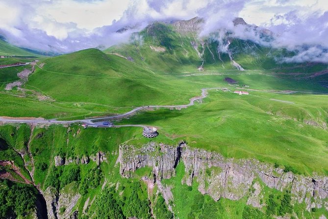One Day Trip to Highest Mountains Kazbegi From Tbilisi - Accessibility and Participation