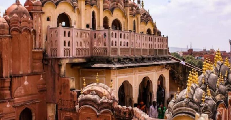 One-Day Trip to Jaipur From Delhi - Lunch and Afternoon Activities