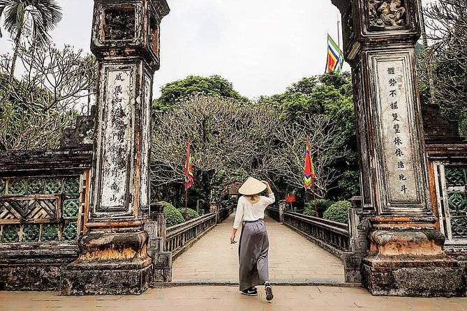 One Day With Hoa Lu Capital, Mua Cave and Trang an Grottoes (Small Group Tour) - Tour Details