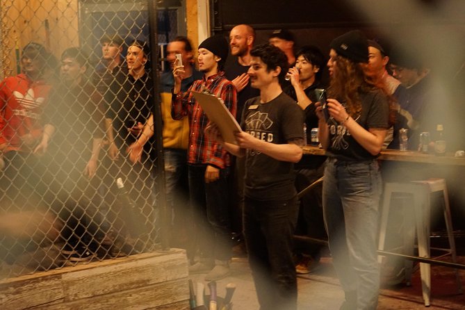 One Hour Axe Throwing Guided Experience in Whistler - Schedule and Group Size