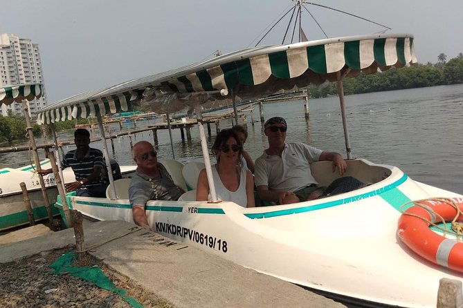 One Hour Backwater Tour and Tuk Tuk Tour in Kochi With Pickup - Pricing and Cancellation