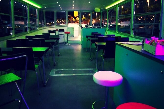 One Hour Hen or Stag Private Party Boat Budapest With Unlimited Beer and Wine - Cruise Highlights and Features