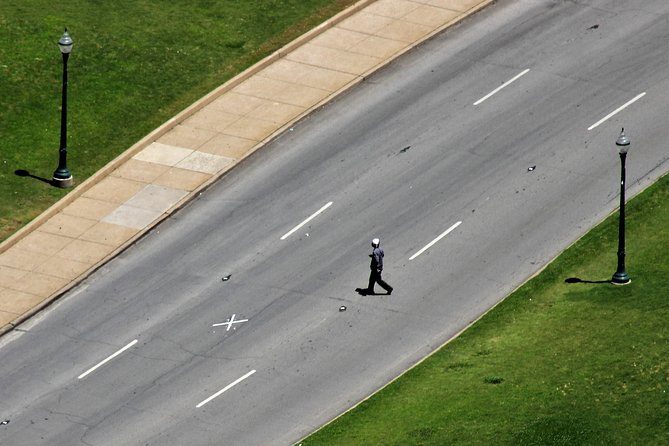 One-Hour John F Kennedy Assassination Walking Tour - Historical Significance