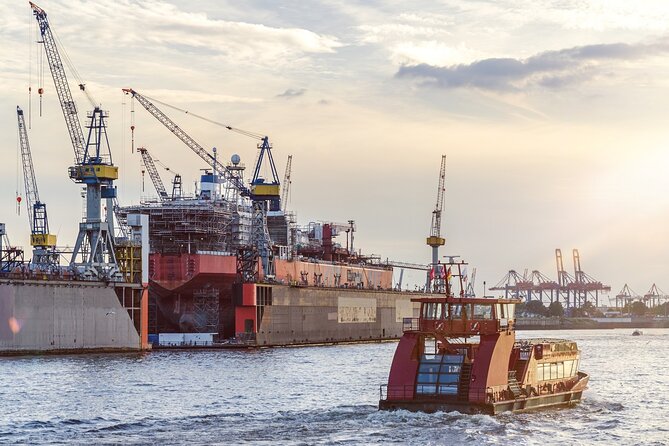 One Hour Long Harbor Tour in Hamburg - Accessibility and Additional Information
