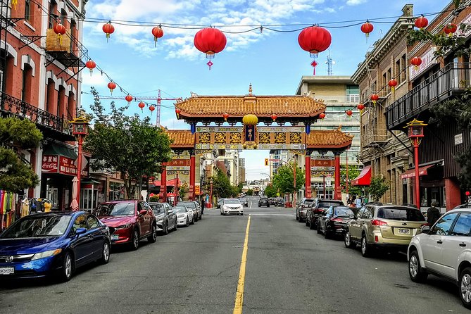 One Hour Luxury City Tour of Victoria - Inclusions and Amenities