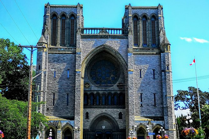 One Hour Luxury City Tour of Victoria - Accessibility Considerations