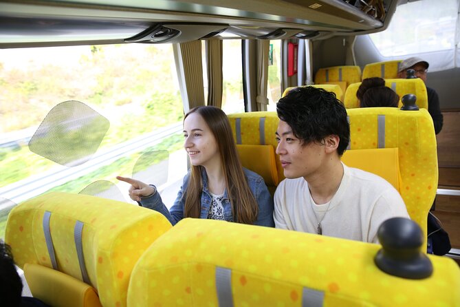 One-Way Bus From Takayama to Osaka via Shirakawago - Sightseeing at Shirakawa-go