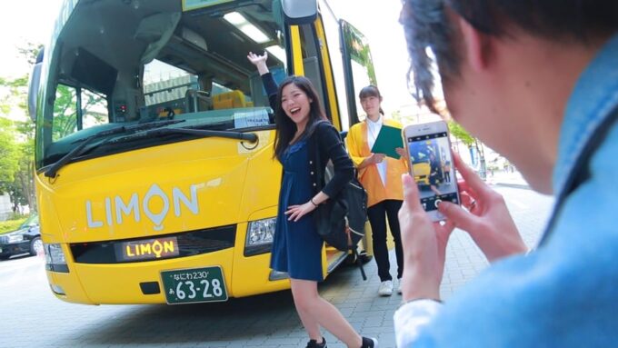One-Way Bus Transportation From Kanazawa to Shirakawa-Go and Then to Takayama - Live Emergency Assistance in Multiple Languages