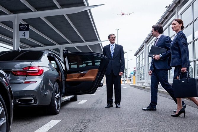 One Way Istanbul Airport Transfer-Price for One Vehicle - Key Points