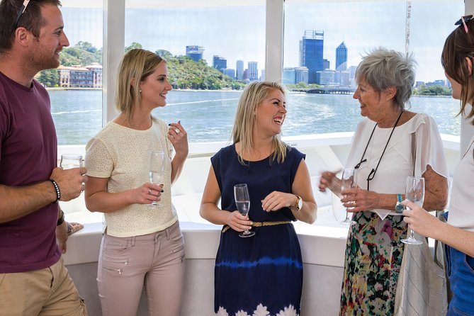 One Way or Return Sightseeing Cruise Between Perth and Fremantle - Cruise Duration and Rating