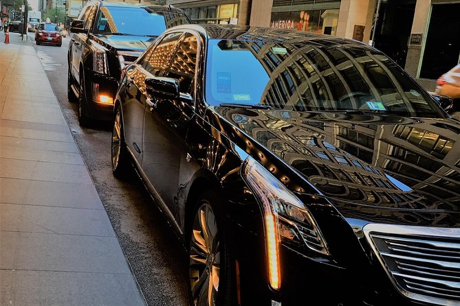 One-Way Private Airport Transfer by Sedan - Pickup and Arrival