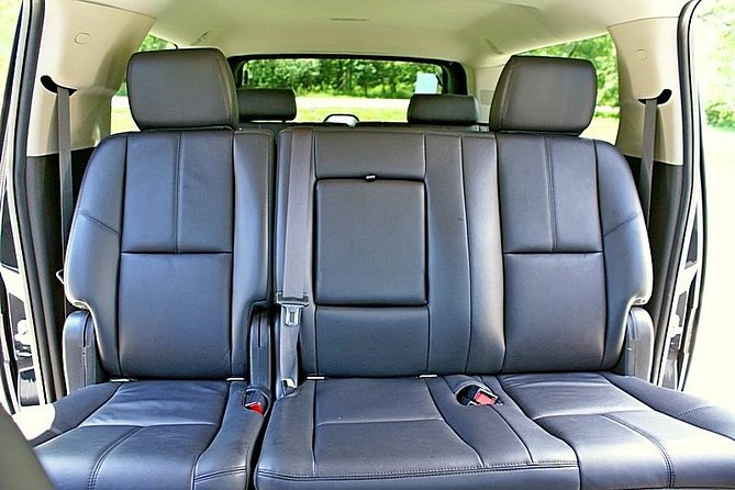 One-Way Private MDW Meet and Greet Luxury Airport Transfer - Booking Process