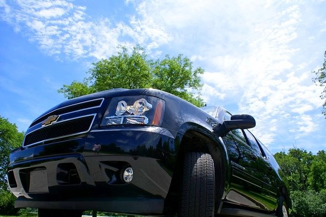 One-Way Private SUV Transfer From Downtown Chicago to OHARE - Pickup and Drop-off