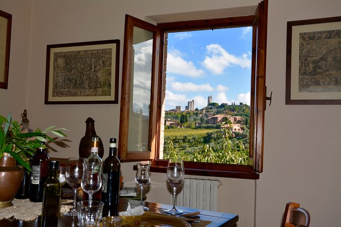 One Way Private Transfer: Florence to Rome With Visit to San Gimignano and Siena - Stops in San Gimignano and Siena