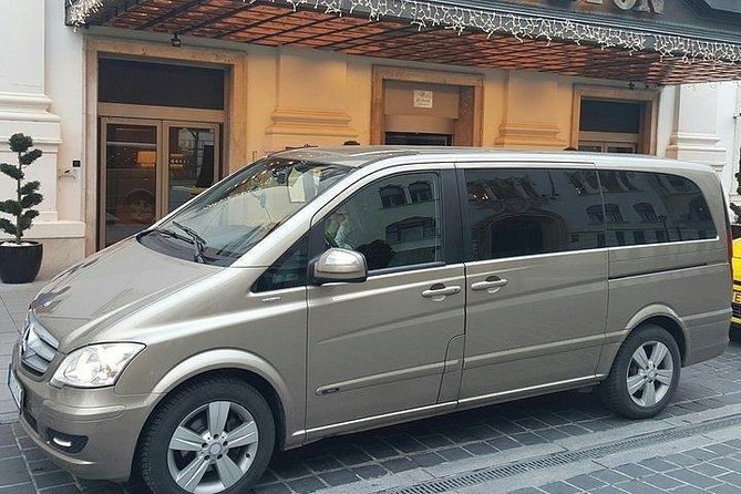 One Way Private Transfer From Budapest Hotels to Budapest Cruise Ports - Key Points