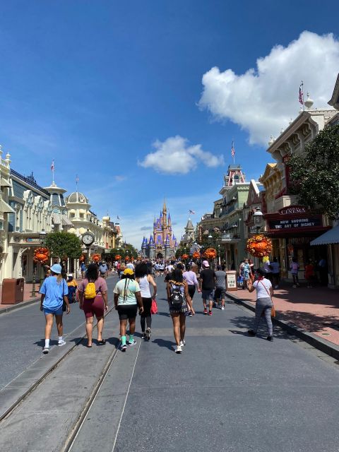 One Way Private Transfer to Port Canaveral - Driver and Experience