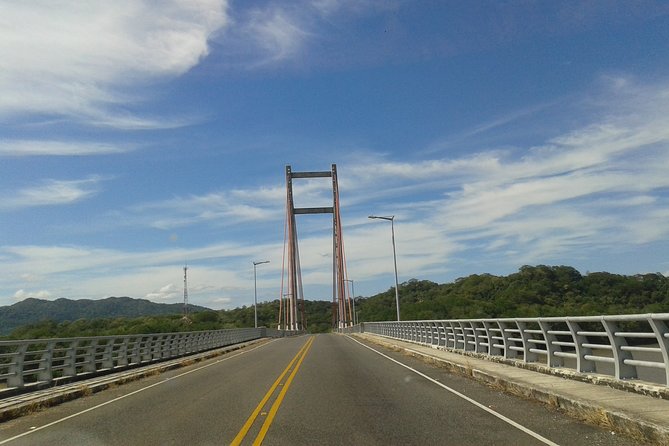 One Way Privatetransfer From San Jose or Airport to Tamarindo up to 5 Passangers - Vehicle and Comfort