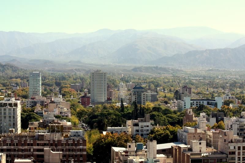 One Way Shared Transfer Mendoza Airport/Downtown Hotel - Key Points