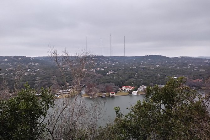 One-Way Transfer From Houston or Galveston to Austin by Black SUV - Pricing and Payment