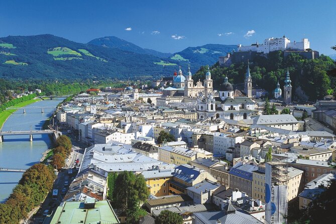 One Way Transfer From Salzburg to Vienna With Optional Stop at the Melk Abbey - Vehicle Fleet