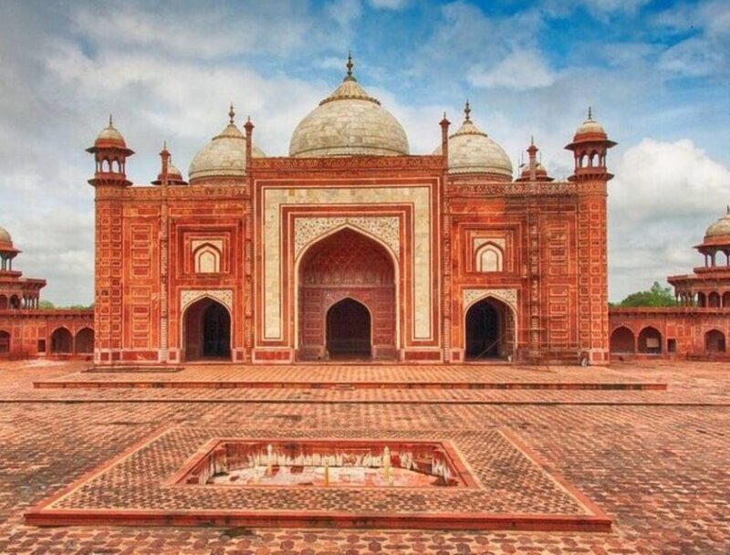 One Way Transfer Service From Udaipur To Delhi - Included Services