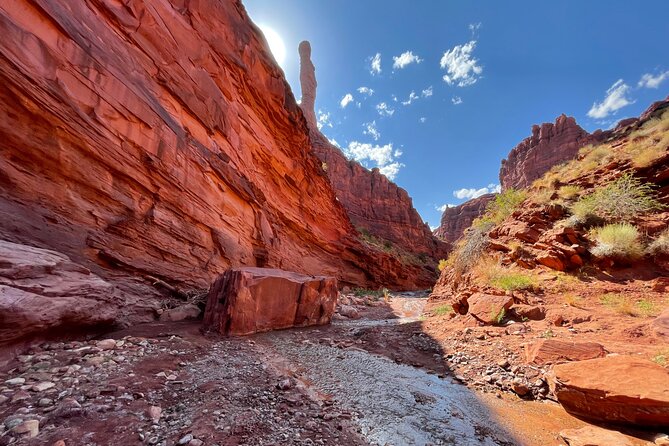 Onion Creek 4x4 Jeep Adventure With Slot Canyon Hike - Pickup Locations and Logistics