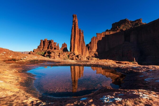 Onion Creek 4x4 Jeep Adventure With Slot Canyon Hike - Exploring the Moab Landscape