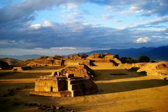 Only Monte Albán Tour - Introduction