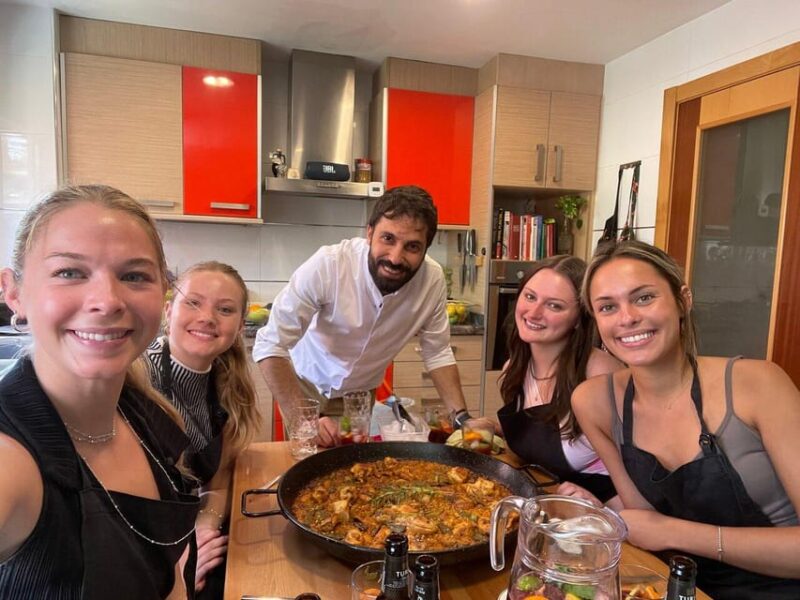 OnlyForYou, Paella Session at a Michelin-trained Chef's Home - Chef Joses Culinary Expertise
