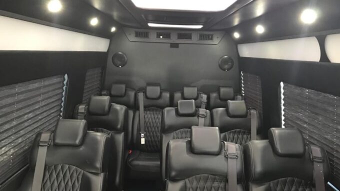 Ontario: International Airport to San Bernardino - Sprinter Limousine Experience