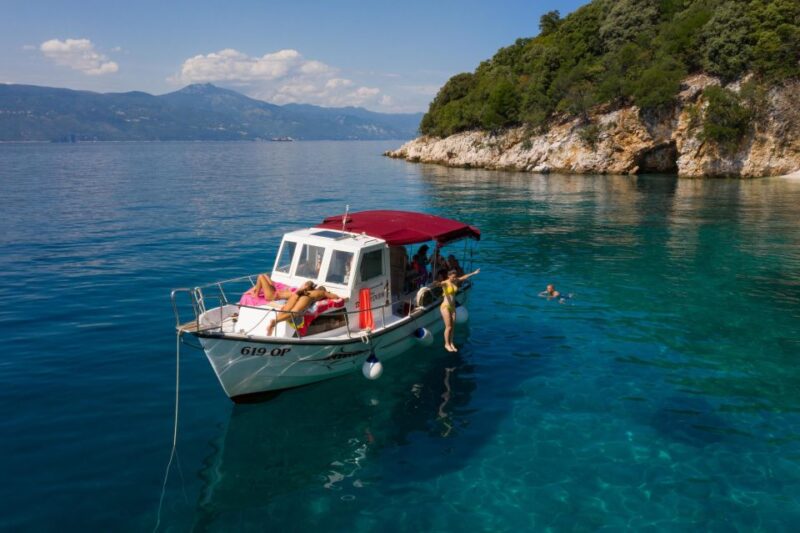 Opatija/Lovran: Boat Trip to Secluded Beaches on Island Cres - Onboard Services and Amenities