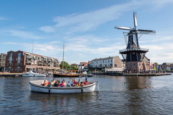 Open Canal Cruise in Haarlem With Live Guide! - Booking and Reservations