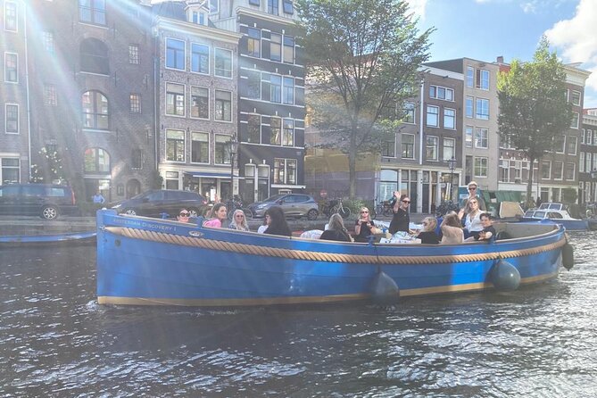 Open Dutch Boat! Silent Electric Drive. Nice Cozy Boat Ride... - Key Points