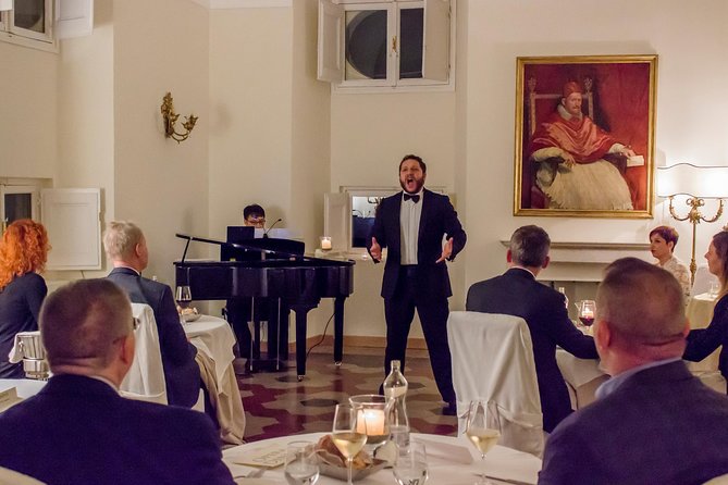 Opera Dinner: Dining to the Sounds of Opera in Pamphilij Palace - Guest Experiences