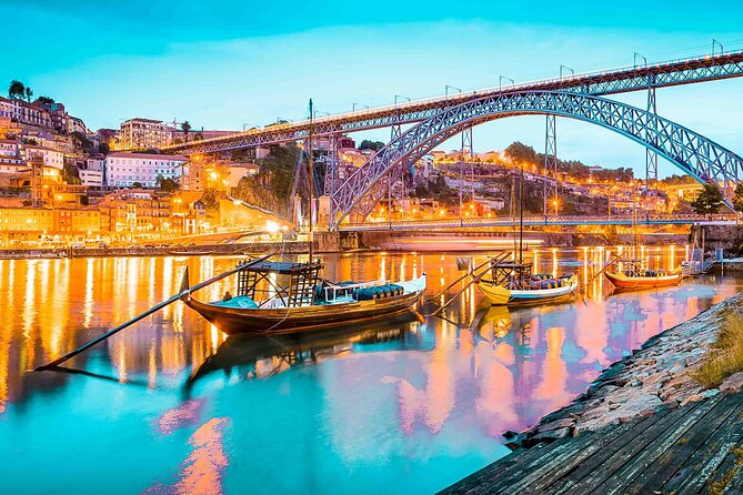 Oporto Airport: Private Arrival Transfer to Porto City Hotels - Luggage Allowance