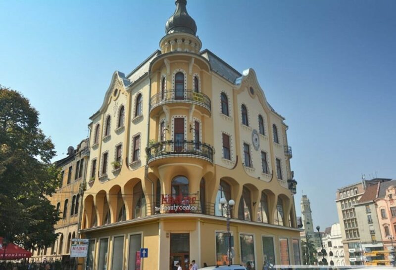 Oradea: 3-Hour Private Cultural Tour - Fortress of Oradea