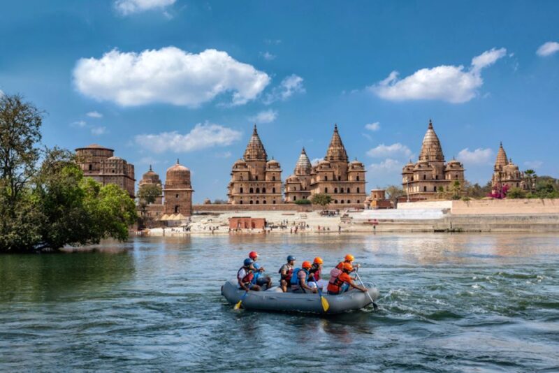 Orchha Day Trip - Discover Orchha Forts Grandeur