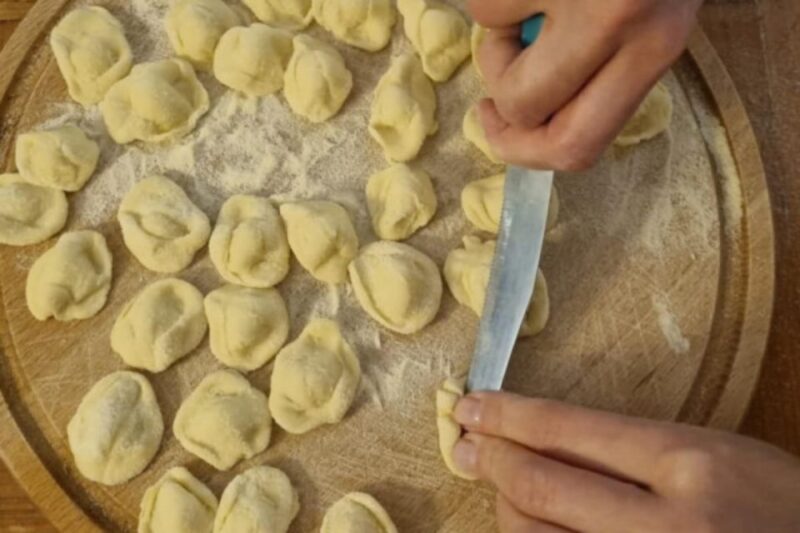ORECCHIETTE CLASS WITH WINE TASTING & APERITIF - Class Details