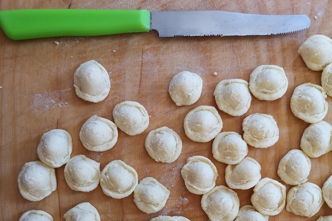 Orecchiette Cooking Class and Wine Tasting in Lecce - Accessibility and Transportation