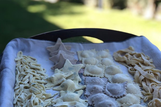 Organic Cooking Class With a Sommelier in an Olive and Wine Farm - Delectable Buffet Lunch
